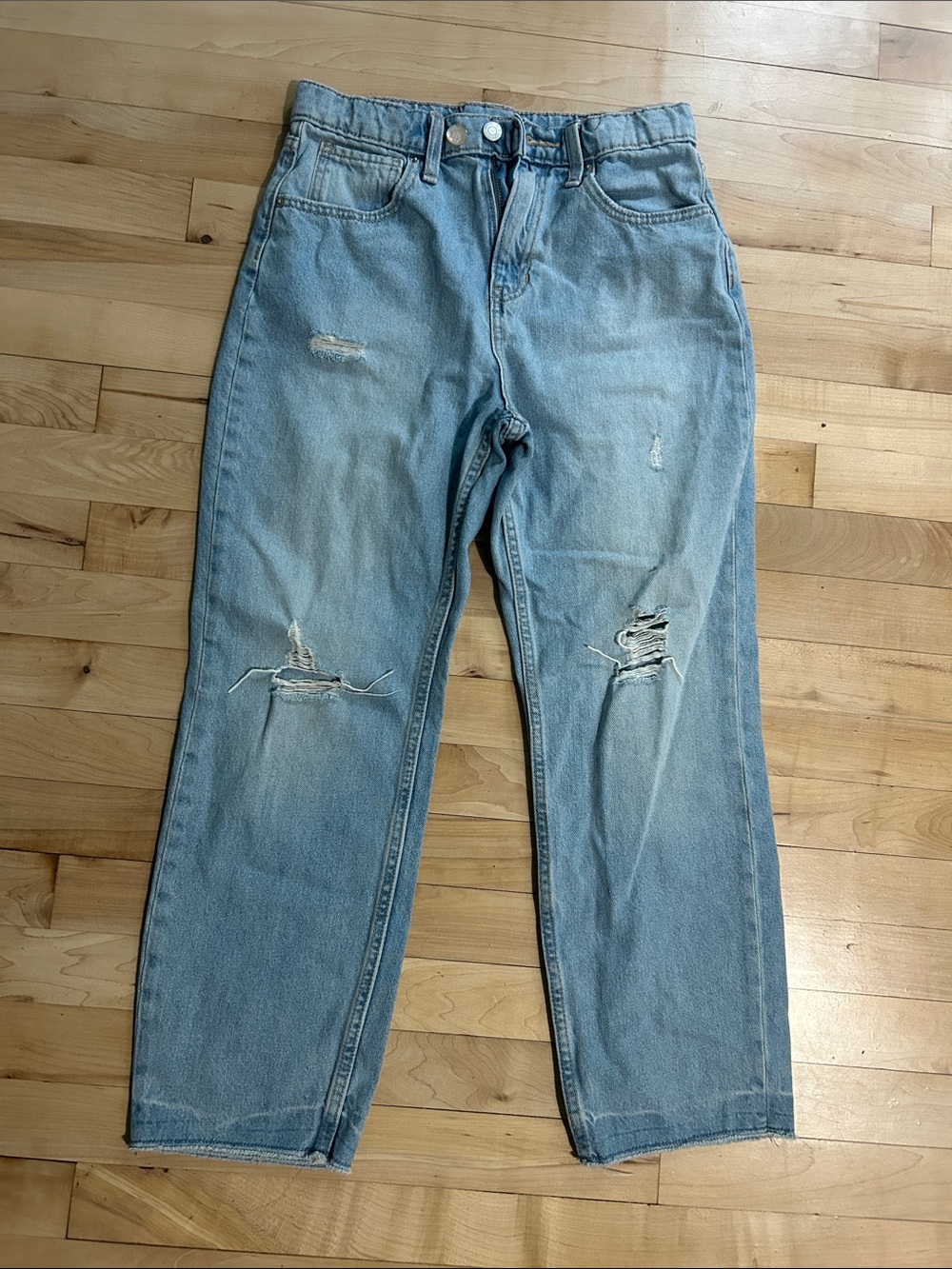 Old Navy High Rise Slouchy Straight Ripped Jeans